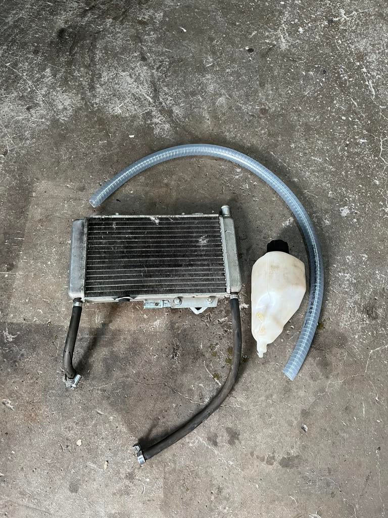 Piaggio zip Radiateur + kvs tankje, Ophalen, Gebruikt, Overige typen, Piaggio