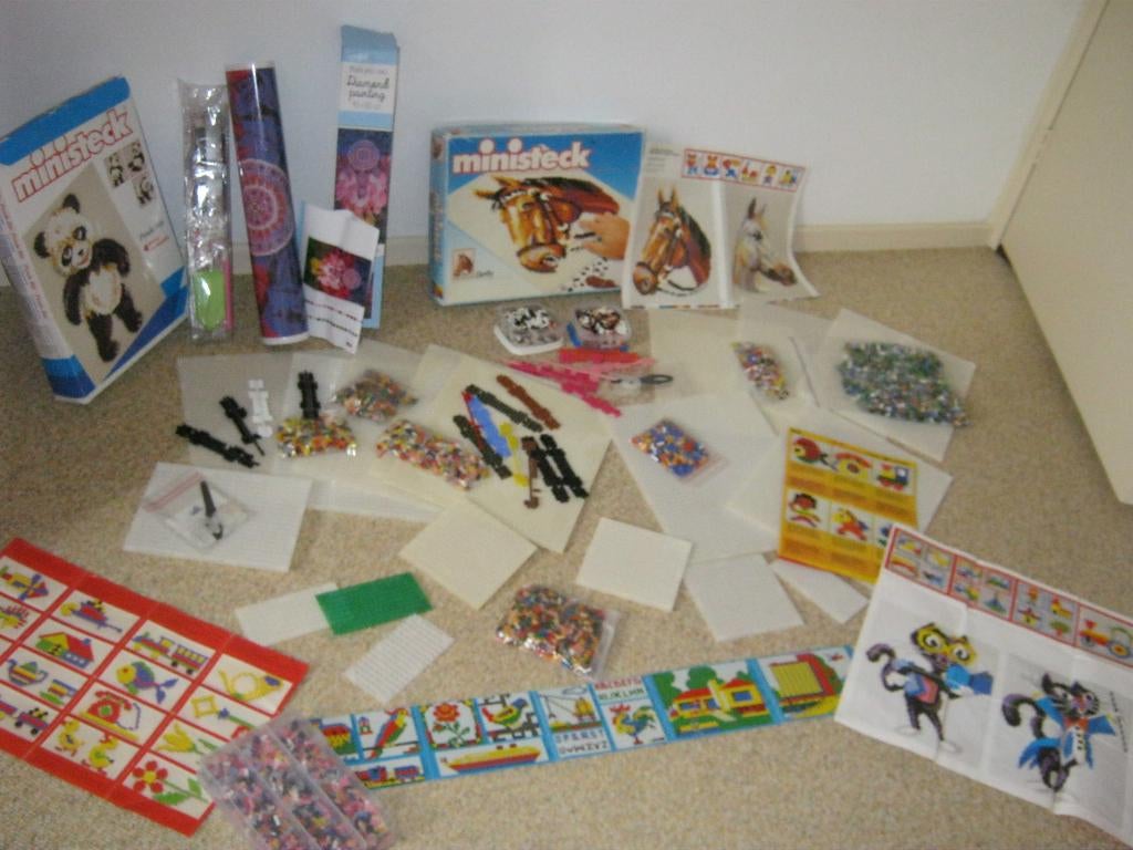 ministeck  + nieuwe diamant painting, Hobby en Vrije tijd, Ministeck, Ophalen, Nieuw, Box-set