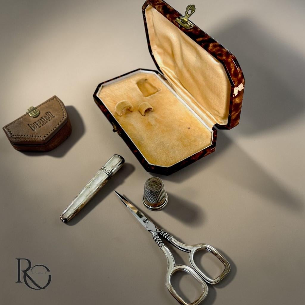 Antiek zilver naaiset in doos 835 zilver Duitsland compleet, Antiek en Kunst, Antiek | Goud en Zilver, Ophalen of Verzenden, Zilver