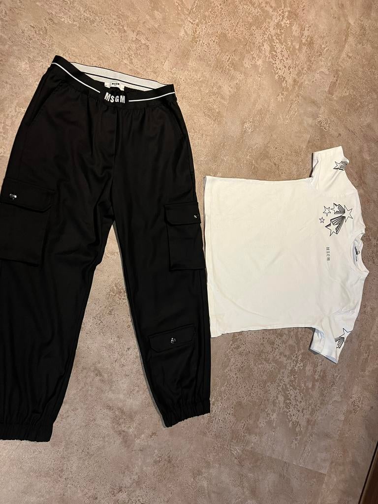 MSGM set cargo Broek & shirt maat 152 origineel ZGAN, Meisje, Ophalen of Verzenden, Zo goed als nieuw, Setje