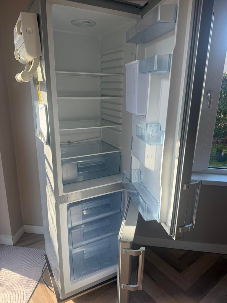 Koelkast, Ophalen, 160 cm of meer, Minder dan 75 liter, Zonder vriesvak