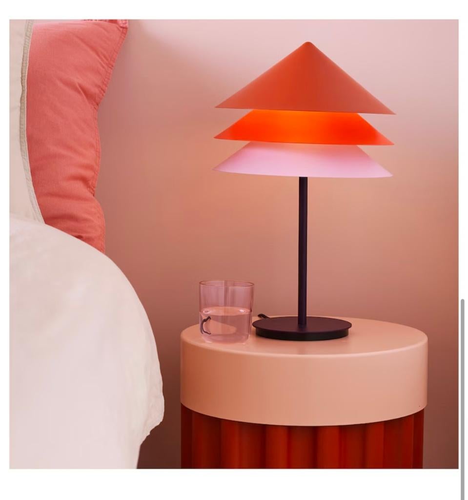 NIEUW Tesammans roze tafellamp + voet. Roze design sfeerlamp, Modern, Ikea special, Ikea collectable, Nieuw, Ophalen of Verzenden