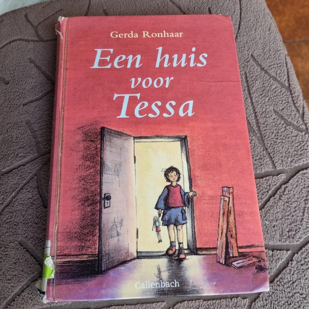Een huis voor Tessa - Gerda Ronhaar (Kinderboek), Ophalen of Verzenden, Gelezen, Gerda Ronhaar, Fictie algemeen
