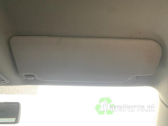 Zonneklep van een Volkswagen Golf, Gebruikt, -, Volkswagen, -