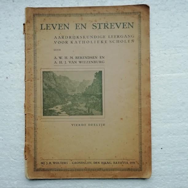 Schoolboek uit 1931, Leven en streven, vierde deeltje, Ophalen of Verzenden