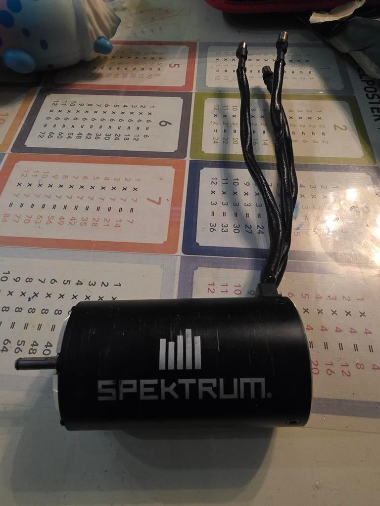 Spektrum Firma 1250kv motor SPMXSM1200, Hobby en Vrije tijd, Modelbouw | Radiografisch | Overige, Ophalen of Verzenden