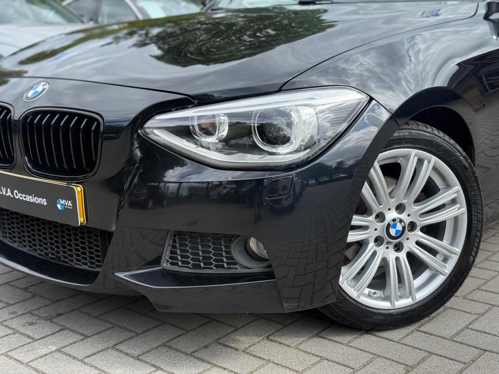 BMW 1-serie 116i Executive M Sport|Nieuwe Ketting + Klepseal, Auto's, BMW, 1-Serie, 4 cilinders, Alcantara, Zwart