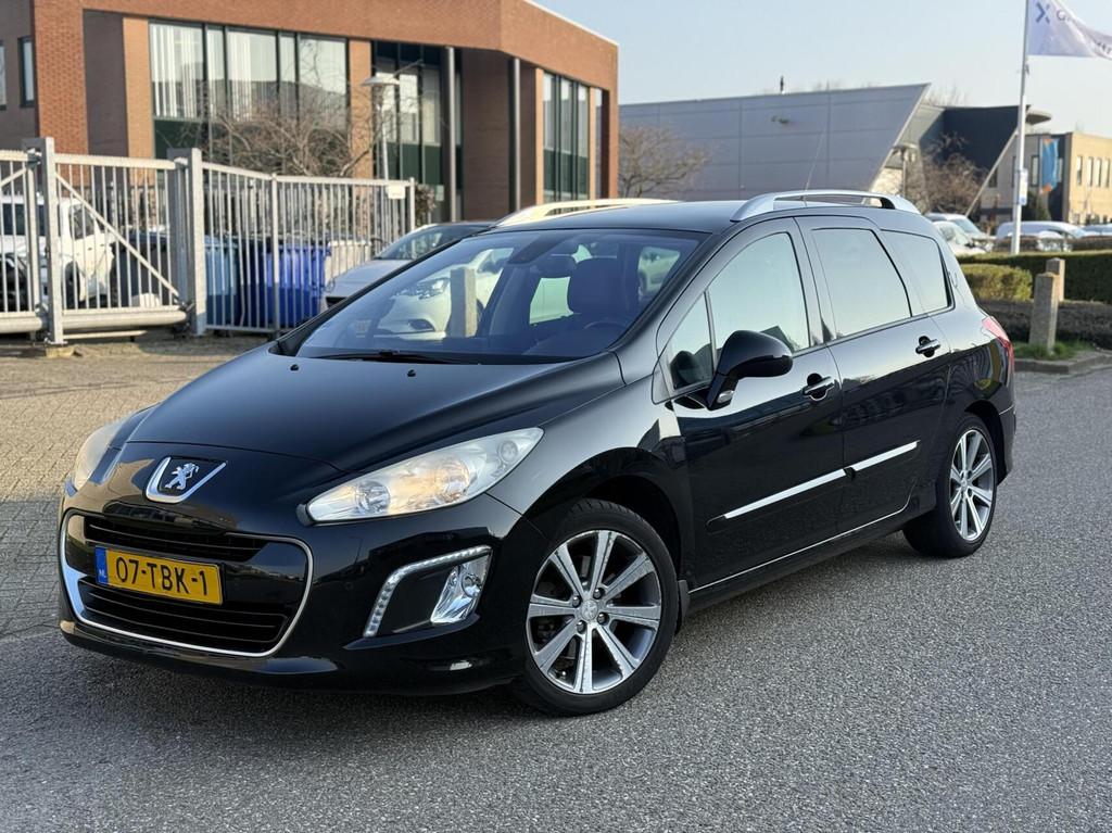 Peugeot 308 SW 1.6 THP 7p Glazendak Stoelverwarming Luxe, Auto's, Voorwielaandrijving, Euro 5, Gebruikt, Parkeersensor