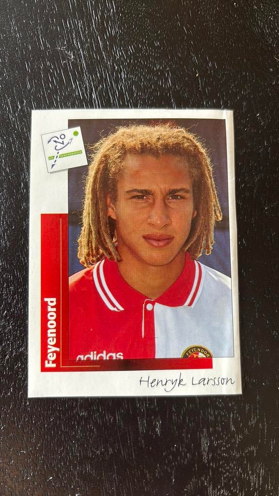 Panini voetbalplaatje Henrik Larsson 1996, Verzamelen, Sportartikelen en Voetbal, Ophalen of Verzenden, Zo goed als nieuw, Buitenlandse clubs