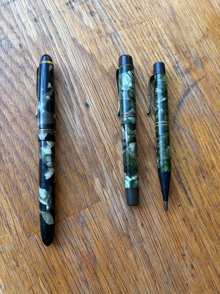 Vintage Vulpennen / Schrijfgerei Boston & Champion (40-50’s), Ophalen of Verzenden, Zo goed als nieuw, Vulpen, Overige merken