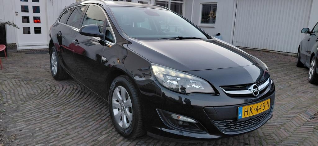 Opel Astra Sports Tourer 1.4 Turbo Blitz Prachtige auto 120, Voorwielaandrijving, Stof, Gebruikt, 4 cilinders