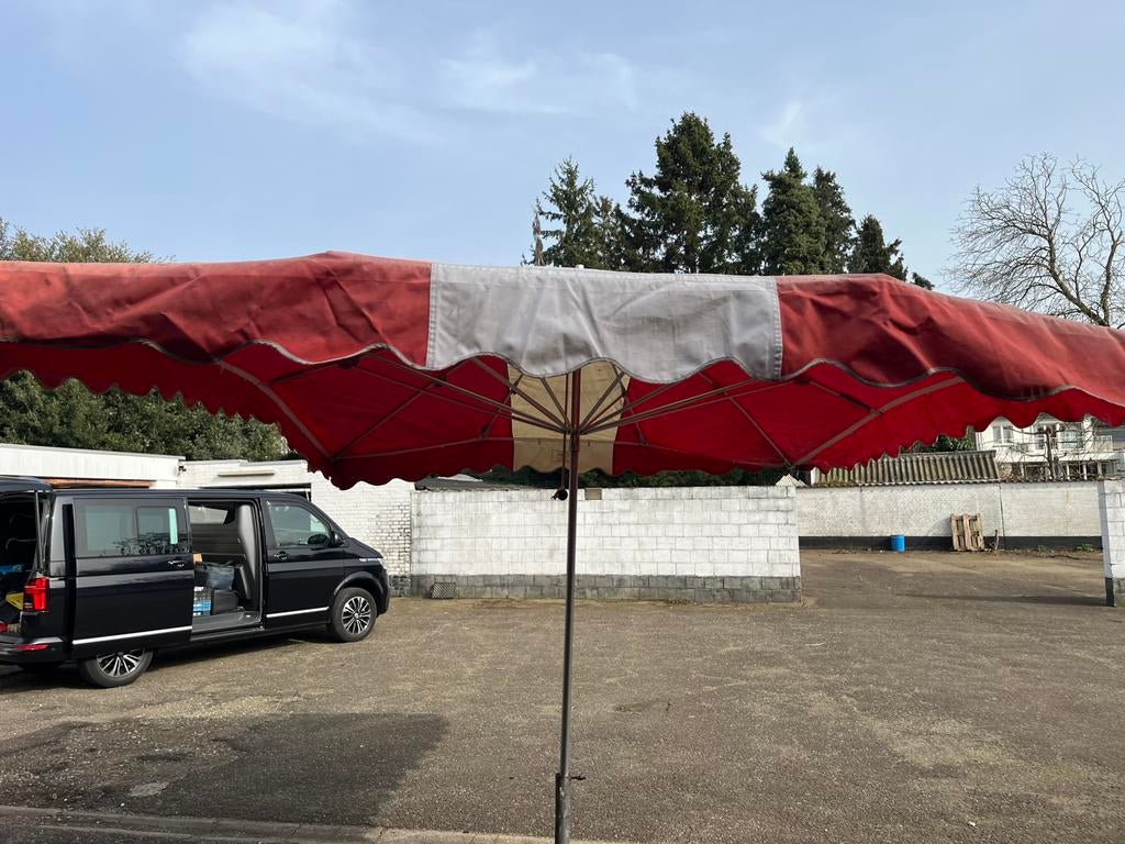 Professionele markt paradol met speciale zware voet standaar, Ophalen, Gebruikt, 3 tot 4 meter, Parasolvoet