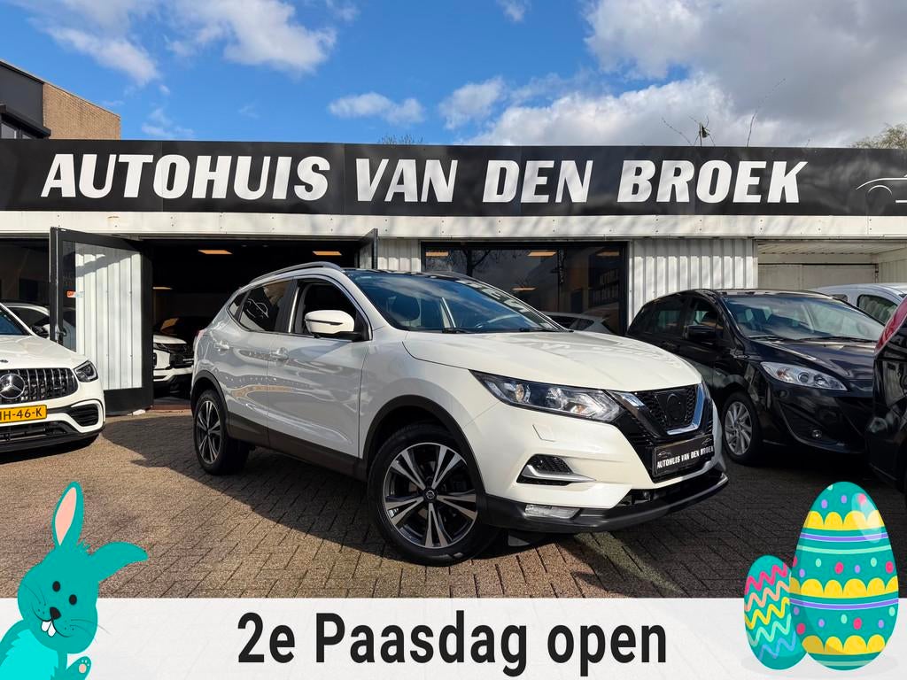Nissan Qashqai 1.2 N-Connecta|Led|Pano|Navi|Cruise|360Camera, Voorwielaandrijving, Stof, Gebruikt, 4 cilinders