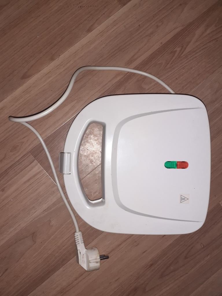 Tosti ijzer Home Essentials, Witgoed en Apparatuur, Ophalen of Verzenden, Gebruikt