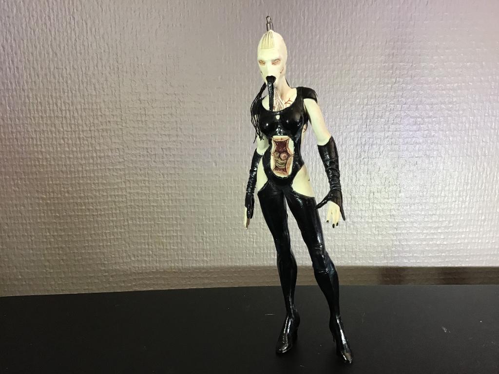 Hellraiser verzendkosten 13€, Verzamelen, Ophalen of Verzenden, Zo goed als nieuw, Film, Actiefiguur of Pop