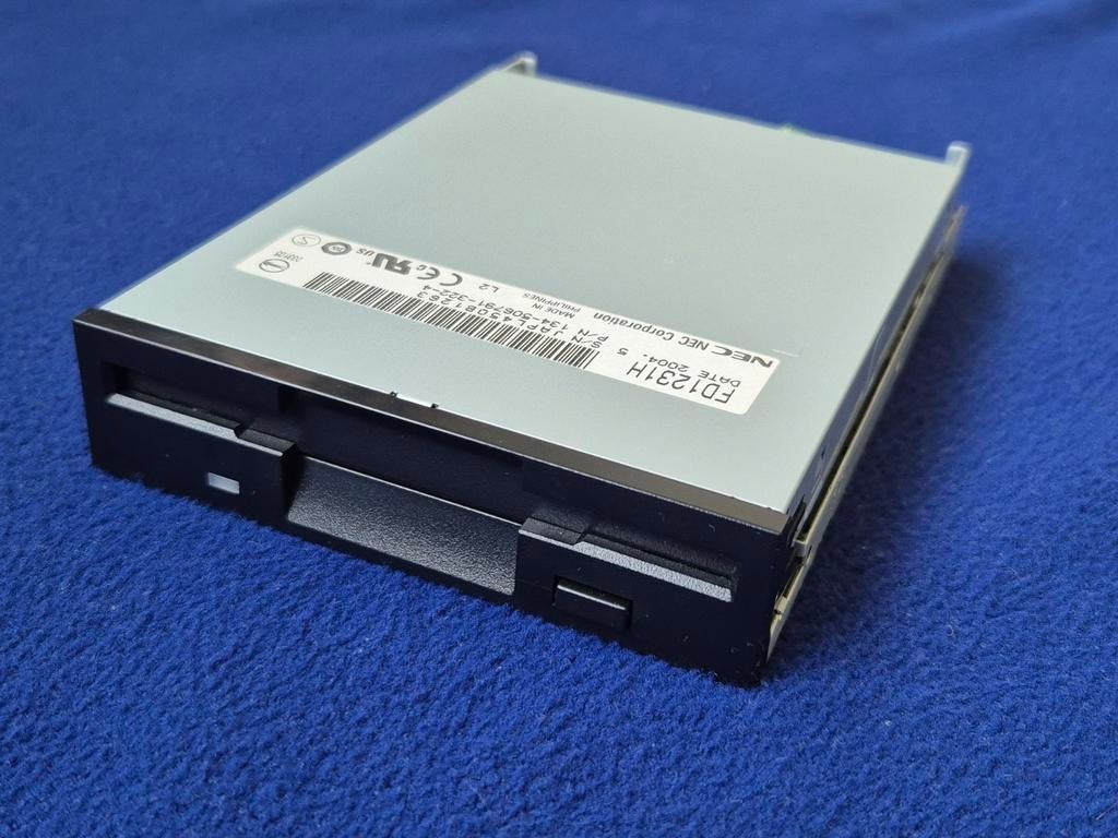 3.5" floppy drive (zwart) met 15 HD diskettes, Herschrijfbaar, Overige typen, TDK, Ophalen of Verzenden