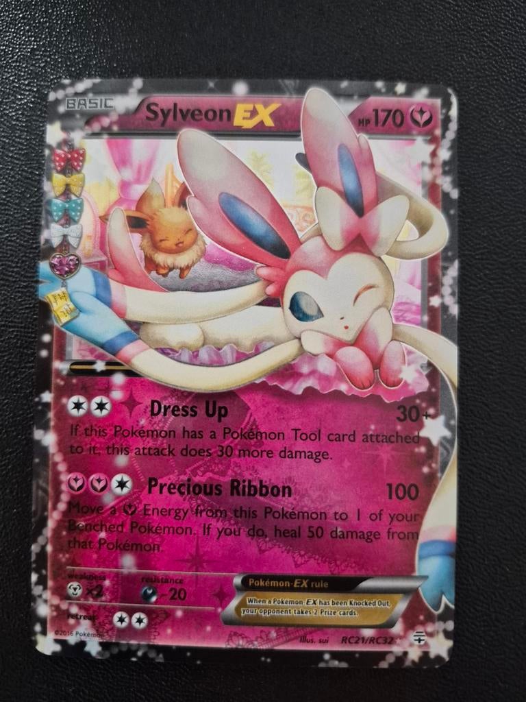Sylveon EX RC21/RC32 Generations Radiant Collection, Ophalen of Verzenden, Zo goed als nieuw, Losse kaart