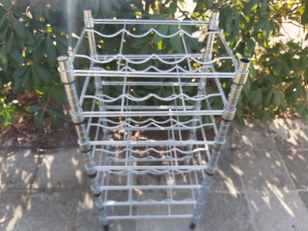 Wijn 28-flessen rek: Chroom, Ophalen of Verzenden, Zo goed als nieuw, Nb, Nb