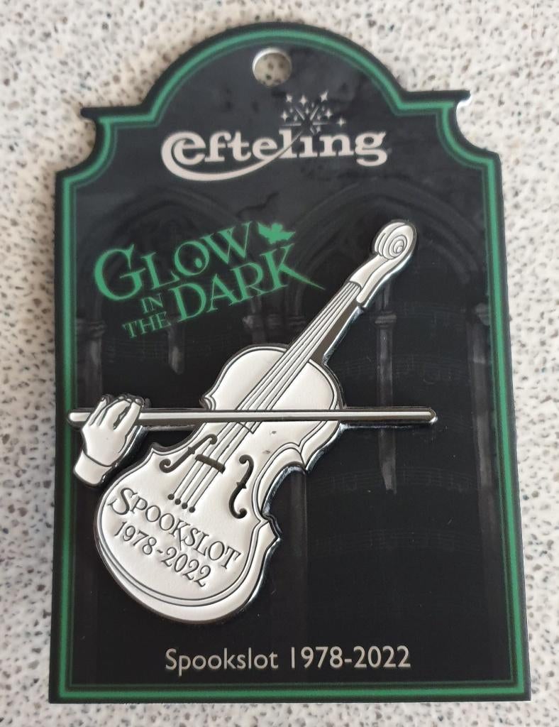 Pin Spookslot Efteling, Verzamelen, Efteling, Ophalen of Verzenden, Nieuw, Button of Speldje
