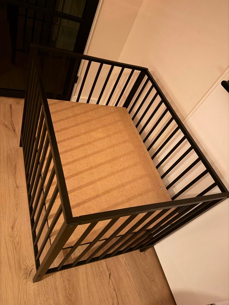 Zwarte Rechthoekige Box - In Hoogte Verstelbaar, Ophalen, Zo goed als nieuw, Rechthoekig, In hoogte verstelbaar