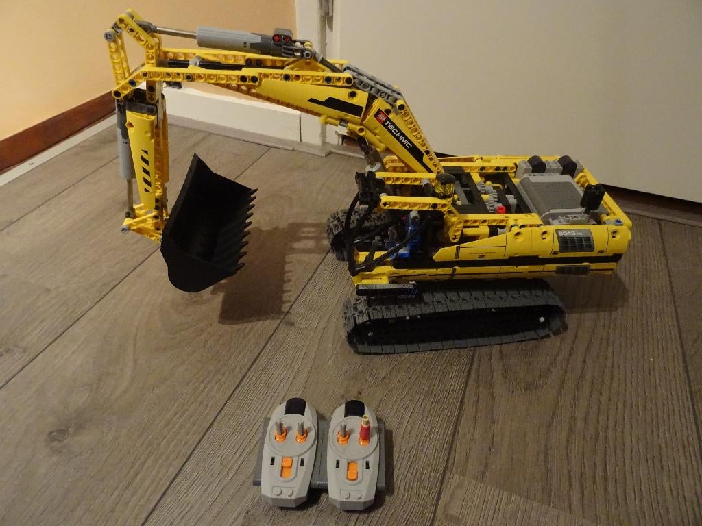 technic Lego 8043 graafmachine, Kinderen en Baby's, Speelgoed | Duplo en Lego, Lego, Ophalen of Verzenden, Zo goed als nieuw, Technic
