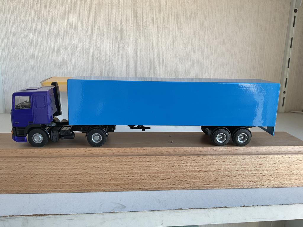 Lion toys daf 95 blauw, Ophalen of Verzenden, Zo goed als nieuw, Bus of Vrachtwagen, Lion Toys