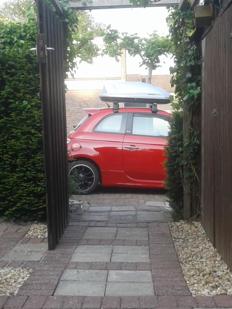 Dakkoffer Adventure 130 met dakdragers voor Fiat 500, Ophalen, Gebruikt