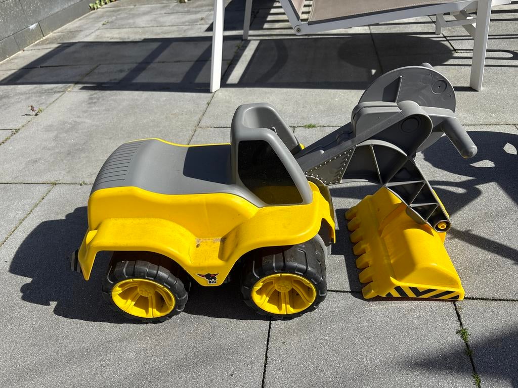 Gele kinder graafmachine loopauto, Ophalen, Gebruikt