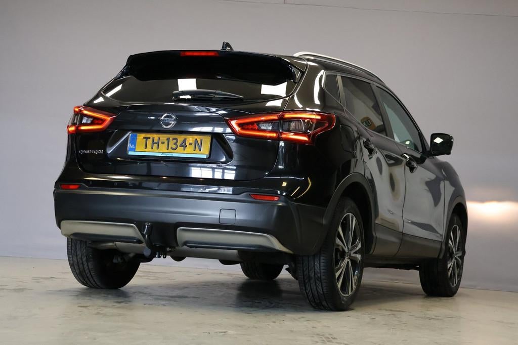 Nissan Qashqai 1.2 N-Connecta |Panorama|360 Cam|, Voorwielaandrijving, Stof, Gebruikt, 4 cilinders