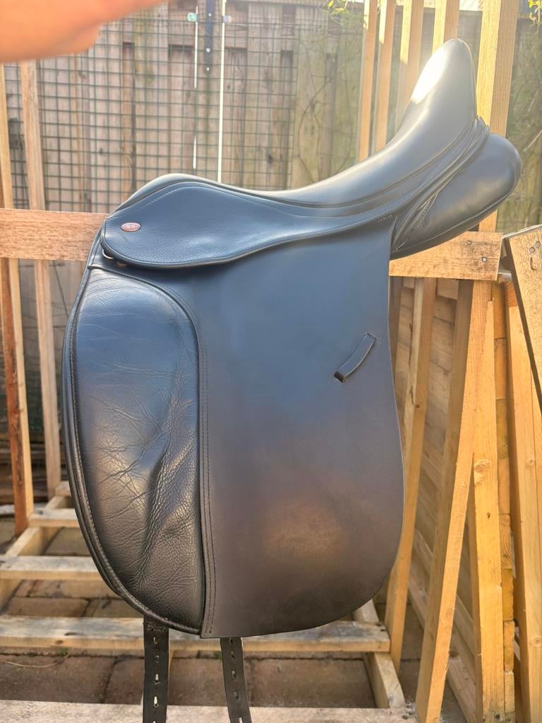 Kent & Masters dressuurzadel 17,5” High Wither(HDM) –netjes!, Dieren en Toebehoren, Ophalen of Verzenden, Dressuur