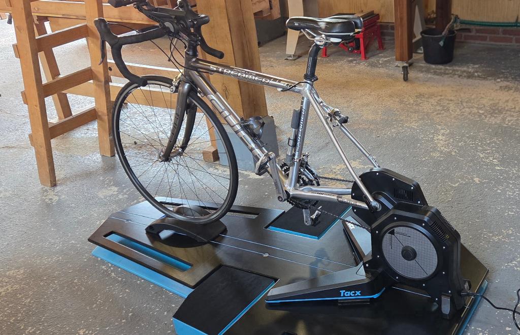 Tacx Garmin Flux2 Smart fietstrainer + Rocker plate + meer, Ophalen, Zo goed als nieuw, Overige typen