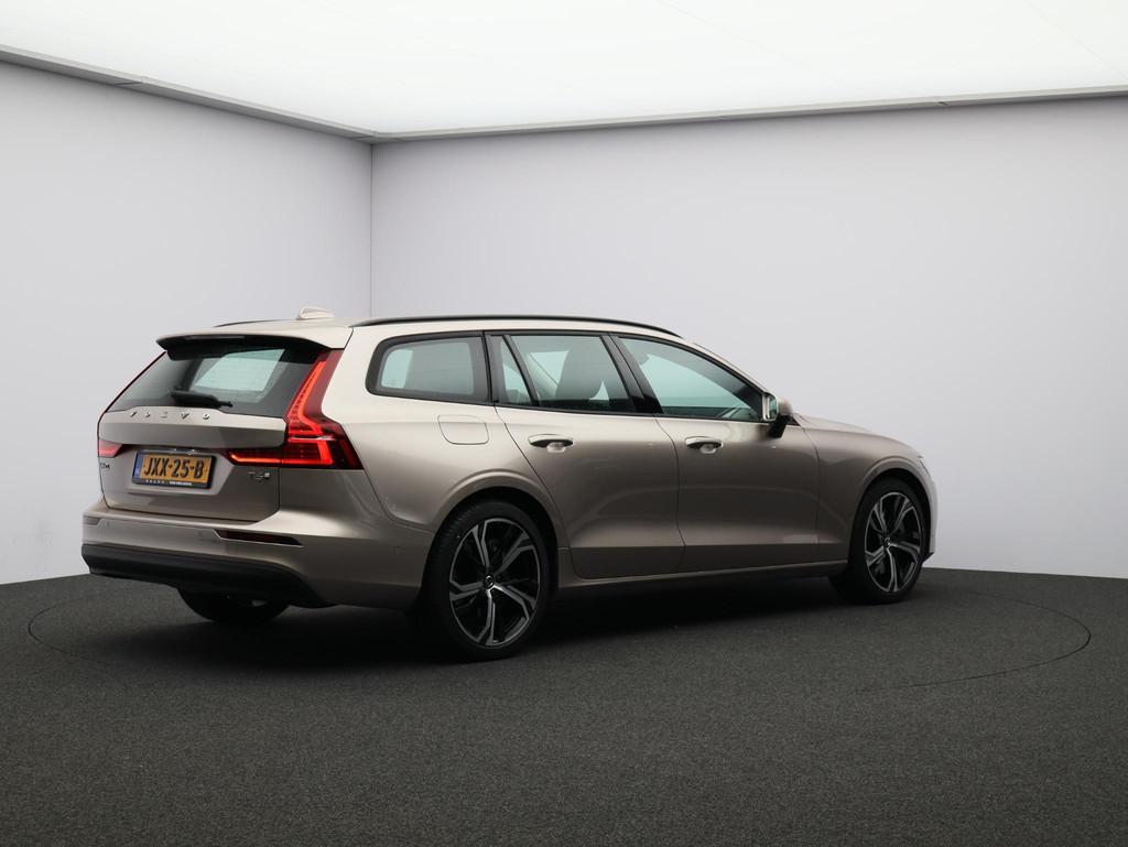 Volvo V60 T6 350PK Plug-in hybrid AWD Core Business Ed / Sto, Stof, Gebruikt, 4 cilinders, Adaptive Cruise Control