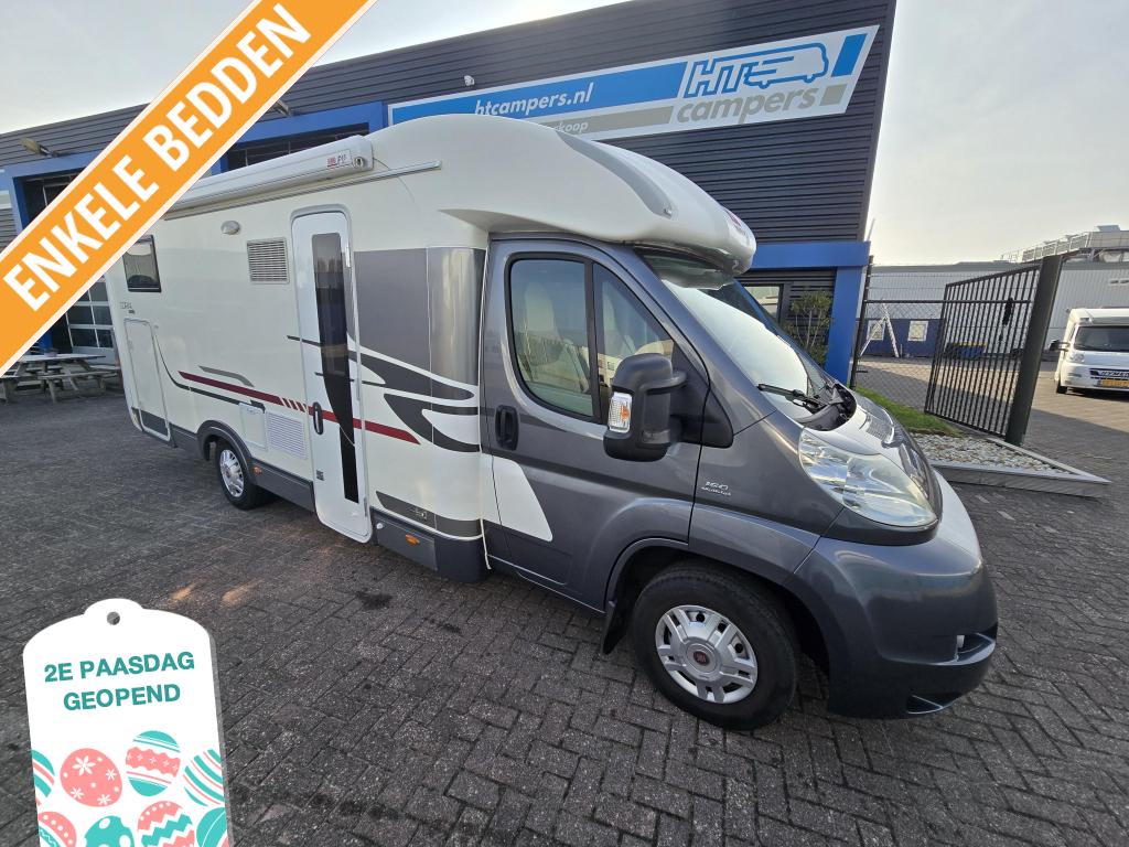 Adria Mobil Coral S 670 SL 3 ltr Z.G.O.H. B.J. 2011, Caravans en Kamperen, Campers, Overige merken, Standaard zit, Ringverwarming