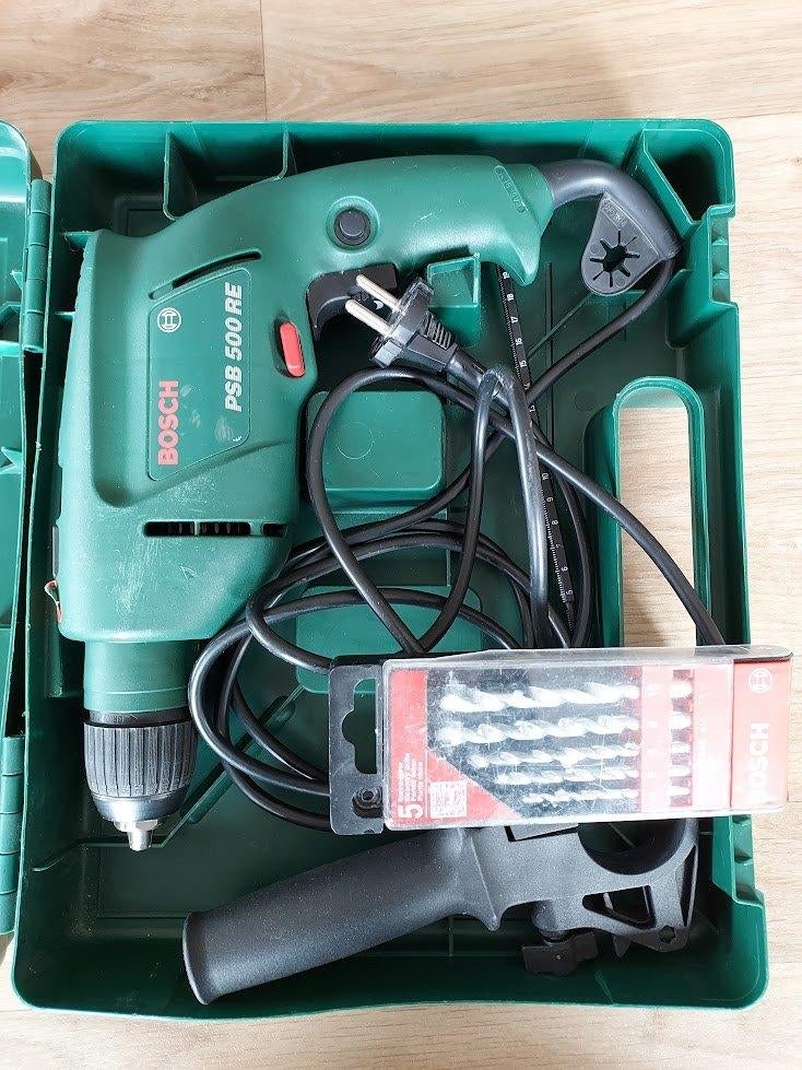 Bosch Boormachine met Steenboren in koffer, Doe-het-zelf en Verbouw, Gereedschap | Boormachines, Ophalen of Verzenden, Gebruikt