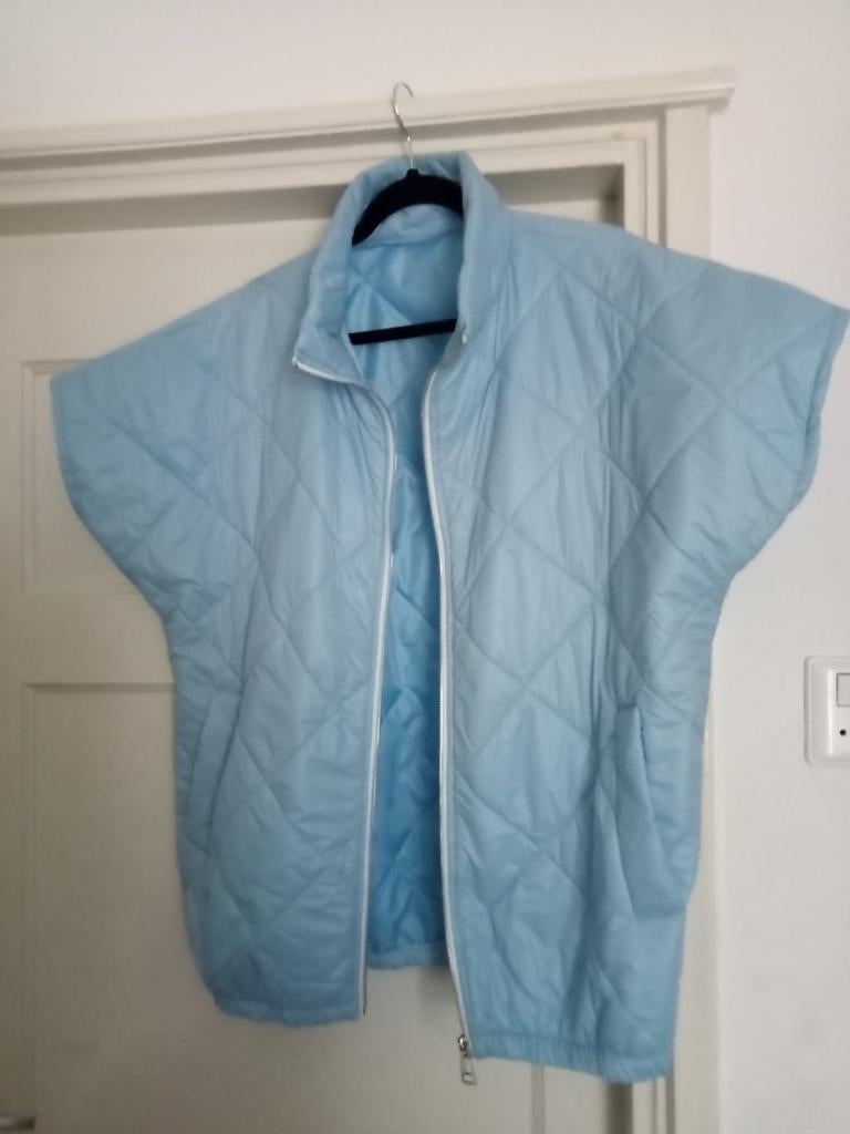 Heerlijke stoere bodywarmer oversized model, Kleding | Dames, Bodywarmers, Ophalen of Verzenden, Nieuw, Maat 46/48 (XL) of groter