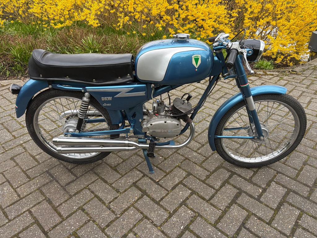 DKW zeldzaam type, geen kent, mooie gerest. rijdende brommer, Fietsen en Brommers, Brommers | Oldtimers, Ophalen of Verzenden