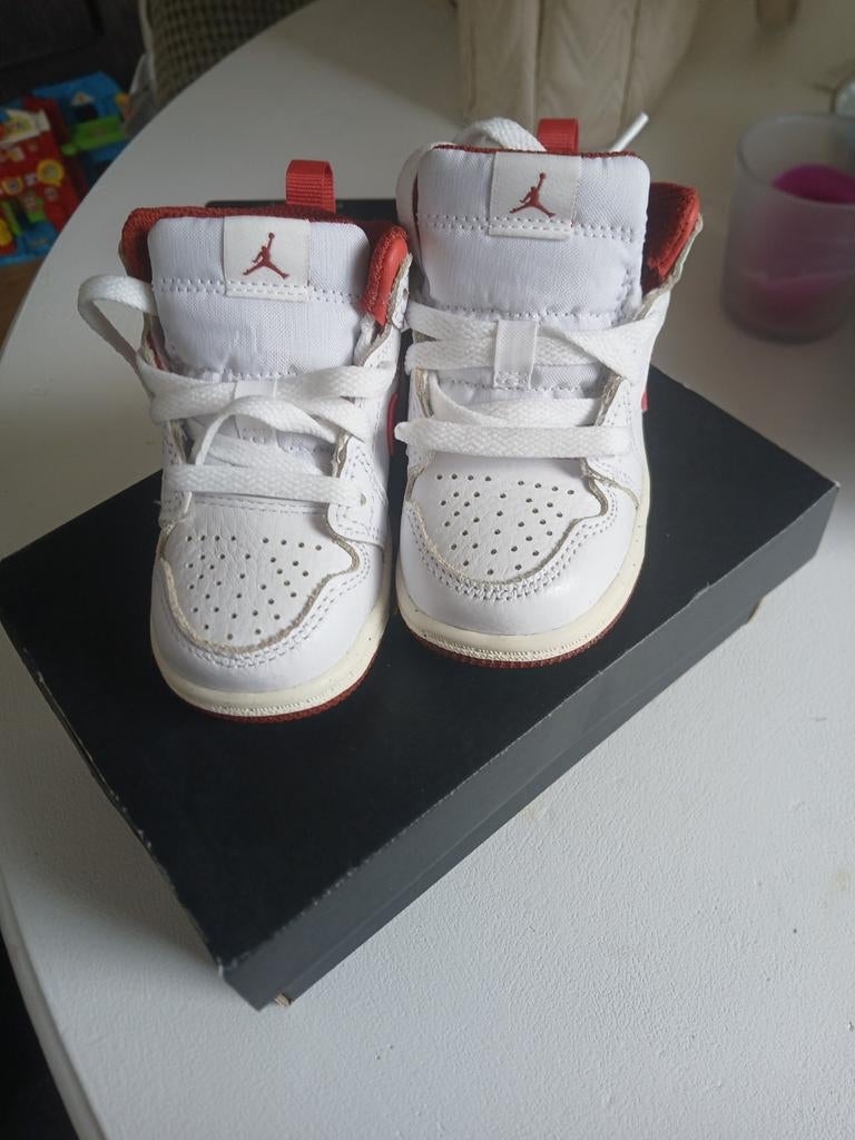 Nieuwe Michael Jordan schoenen maat 22 uit Amerika, Nieuw, Ophalen of Verzenden, Michael Jordan, Jongen of Meisje