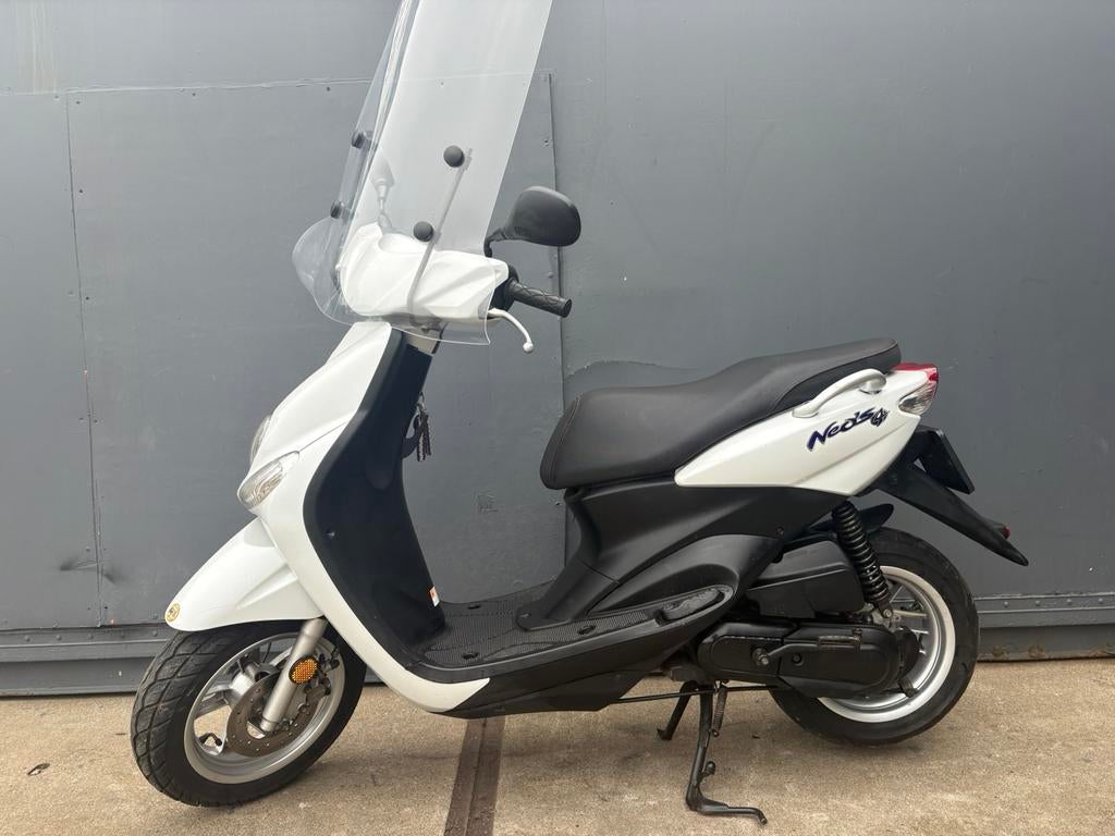 ‼️LET OP‼️ super nette yamaha neos 2016 4t snor, Fietsen en Brommers, Scooters | Yamaha, Ophalen, Zo goed als nieuw, Benzine, Neo's