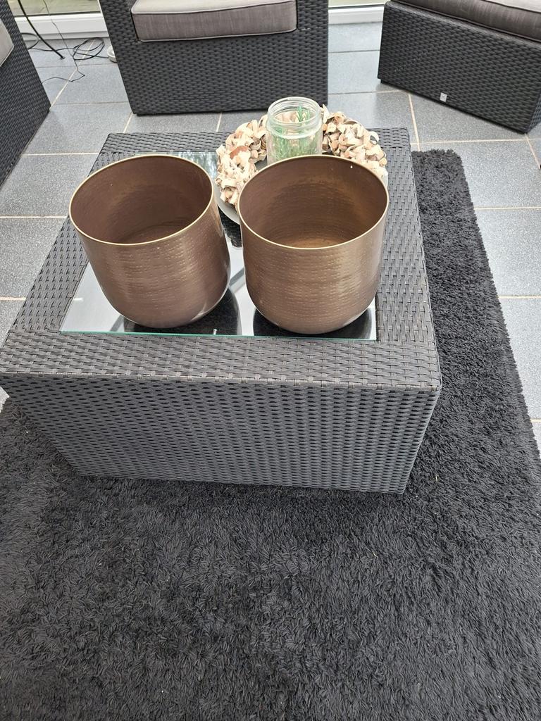 Twee bronzen potten - Hoogte en breedte 22cm, Ophalen, Overige materialen, Overige kleuren, Zo goed als nieuw