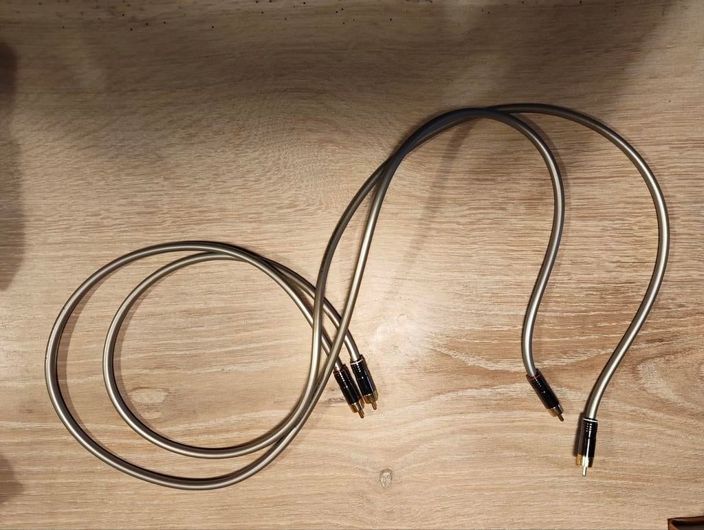 2 x Linn Silver 1.2m RCA Interlink Kabel - Perfecte Staat, Audio, Tv en Foto, Ophalen of Verzenden, Zo goed als nieuw, Minder dan 2 meter