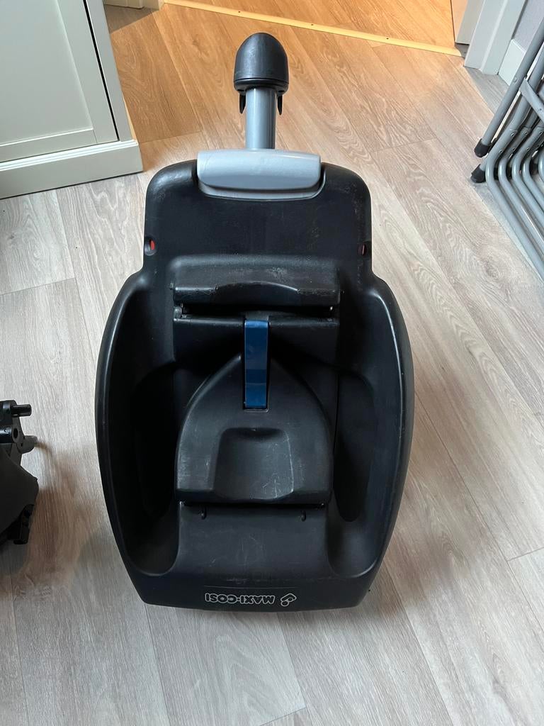 2x goedwerkende maxi Cosi easy fix base, Ophalen, Zo goed als nieuw, Isofix, 0 t/m 13 kg