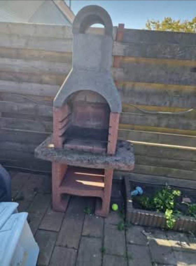 Betonnen Bbq, Ophalen, Gebruikt