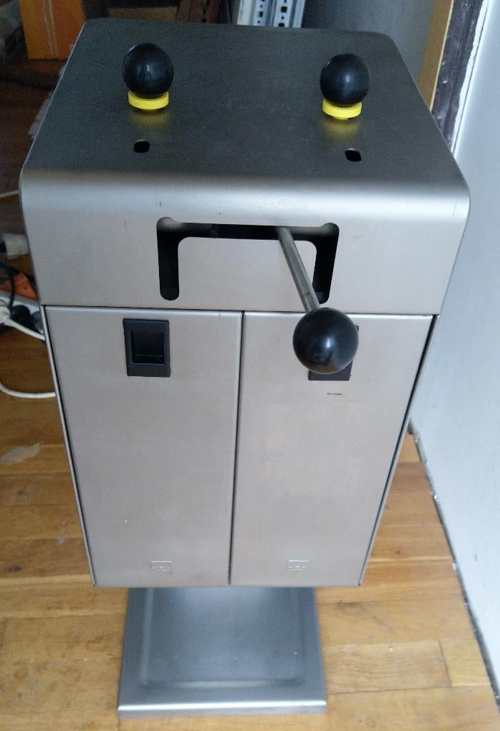 Fri-Jado satesaus verwarmer dispenser keuken sausverwarmer, Ophalen of Verzenden
