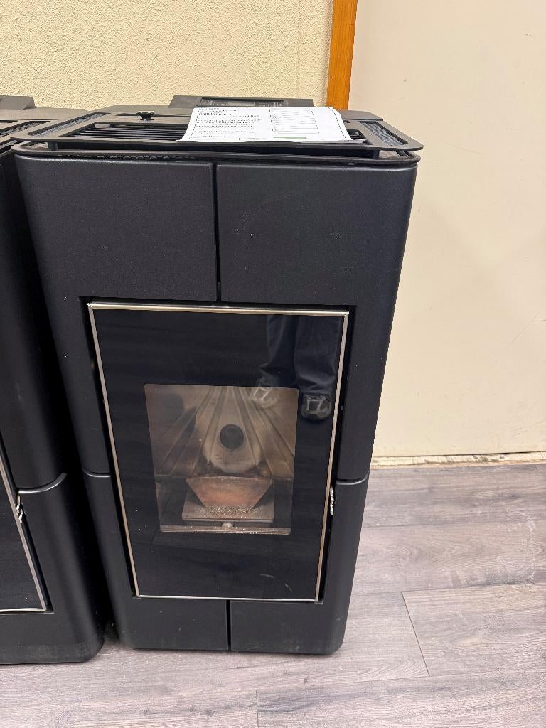 Artel Norma 6 & 8 kw pelletkachels - 2dehands, Ophalen, Gebruikt, Pelletkachel, Vrijstaand