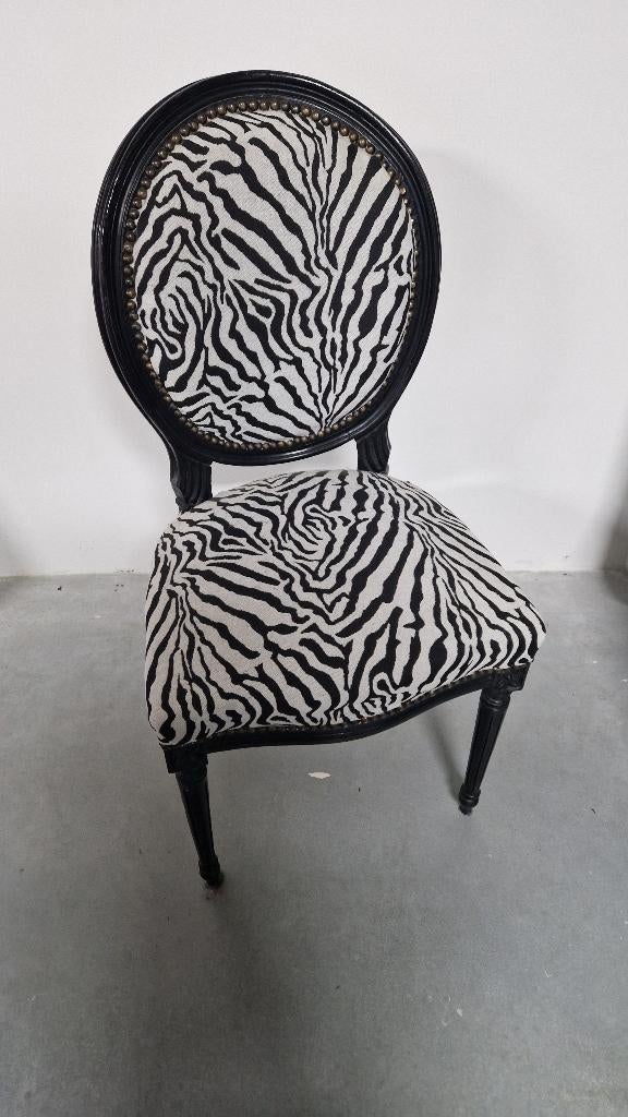 Zebra stoel, Huis en Inrichting, Stoelen, Ophalen of Verzenden, Stof, Eén, Zwart