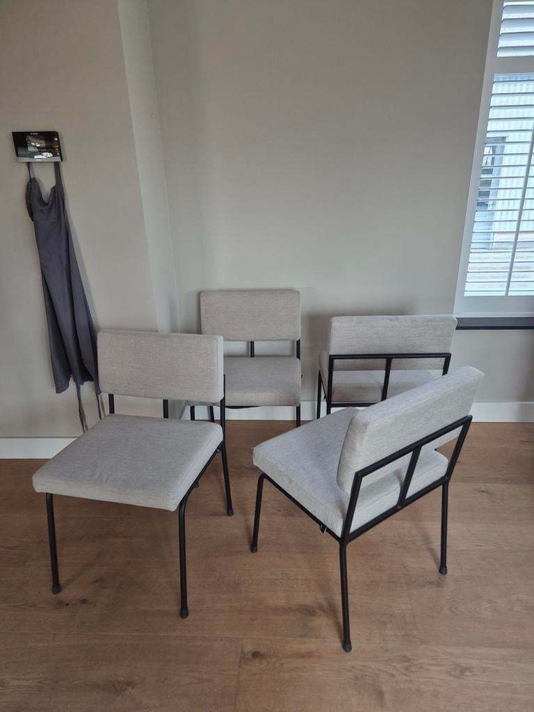 6 FEST Eetkamerstoelen, Ophalen of Verzenden, Zo goed als nieuw, Stof, Vijf, Zes of meer stoelen