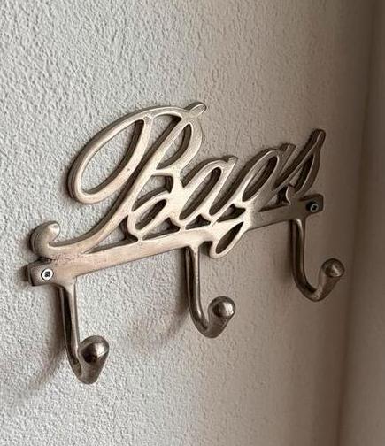 Rivièra Maison Wandhaken - Aluminium - Zo goed als nieuw, Huis en Inrichting, Woonaccessoires | Kapstokken, Wandhaken, Ophalen of Verzenden