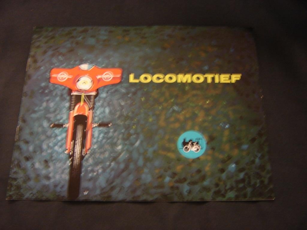 Locomotief bromfiets- jaren 60 kleuren EXPORT folder , EN, Ophalen of Verzenden, Zo goed als nieuw, Motoren