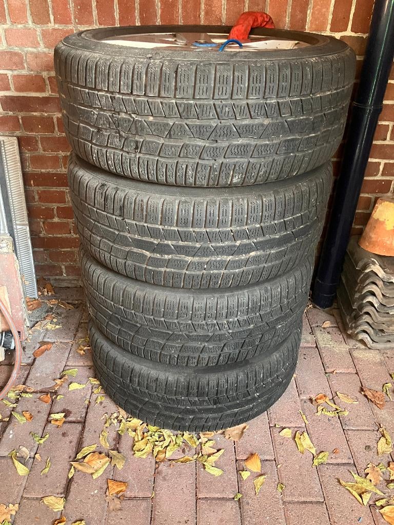 Audi 17” velgen met winterbanden, Auto-onderdelen, Banden en Velgen, Ophalen, Gebruikt, Banden en Velgen, 17 inch