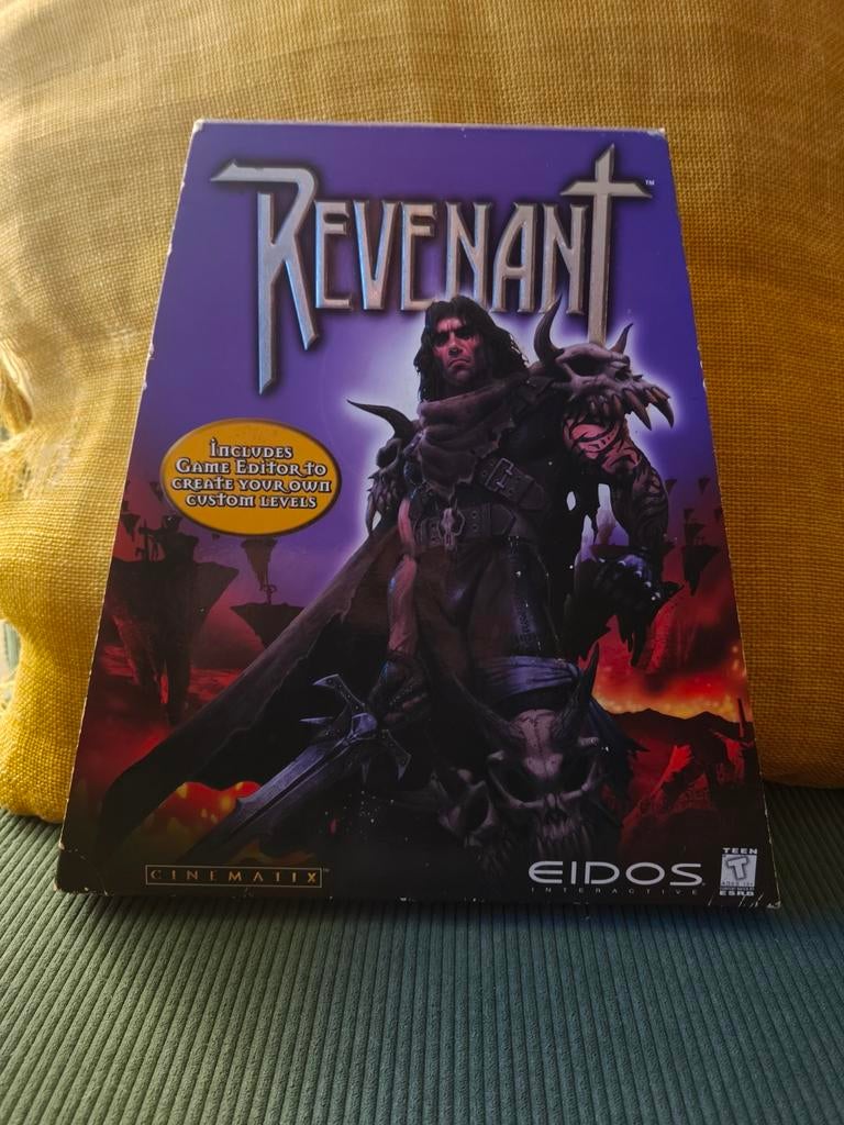 Revenant PC Big Box - Eidos Trapezoid!, 1 speler, Ophalen of Verzenden, Gebruikt, Vanaf 12 jaar